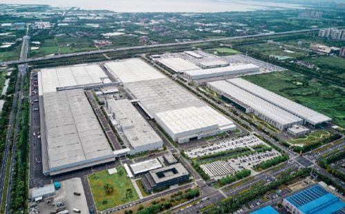 特斯拉發(fā)布革命性制造工藝及松原軟件銷售新策略，汽車行業(yè)成本結(jié)構(gòu)重塑